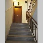 Retro Boutique Apt W Balcony In Historical Area