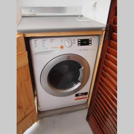 Retro Boutique Apt W Balcony In Historical Area * Salonicco