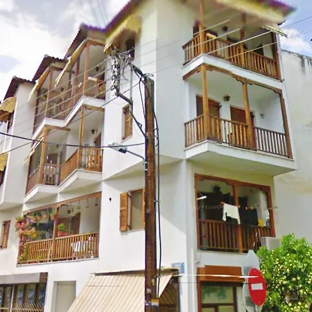 Retro Boutique Apt W Balcony In Historical Area Salonicco