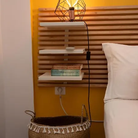 Retro Boutique Apt W Balcony In Historical Area * Thessaloniki