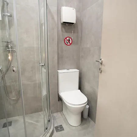 Apartment Retro Boutique Apt W Balcony In Historical Area *